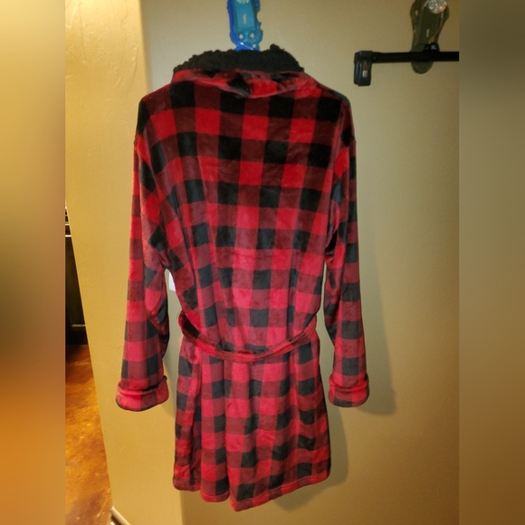 Velour robe 💥New💥 - Picture 8 of 8